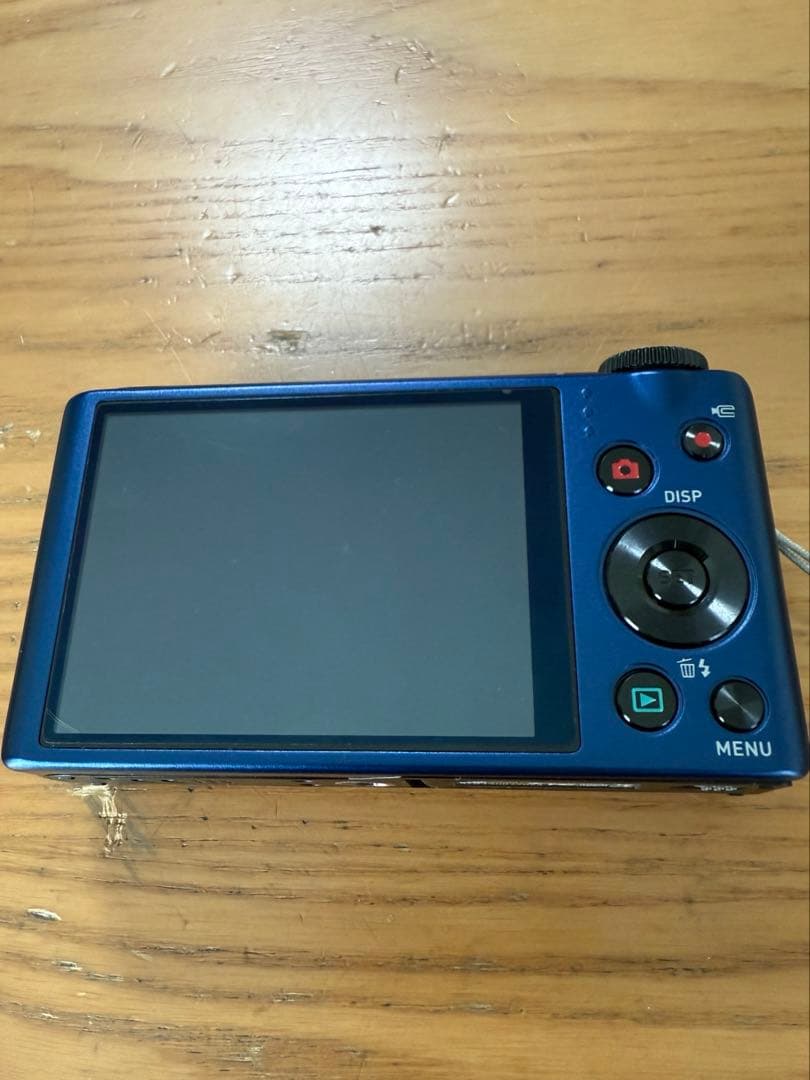 コンパクトデジタルカメラ　CASIO EXILIM EX-ZR200