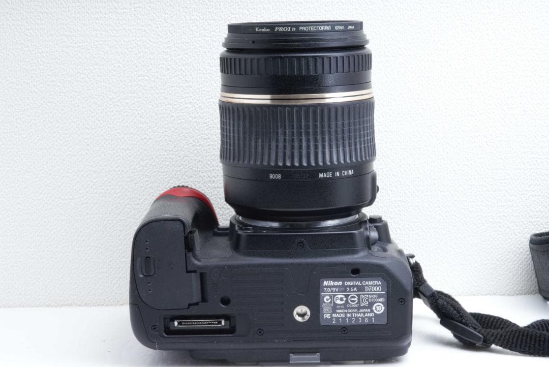 Nikon D7000 18-270mm レンズキット バッテリーグリップ２個付