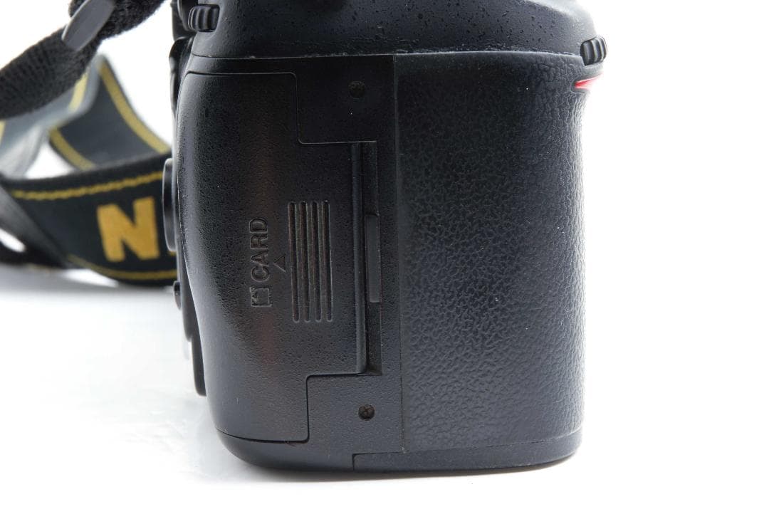 Nikon D7000 18-270mm レンズキット バッテリーグリップ２個付