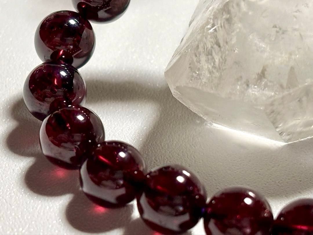 究極品質　未来を守護する華麗なる宝石　幻のエラハラロードライトピンクガーネット