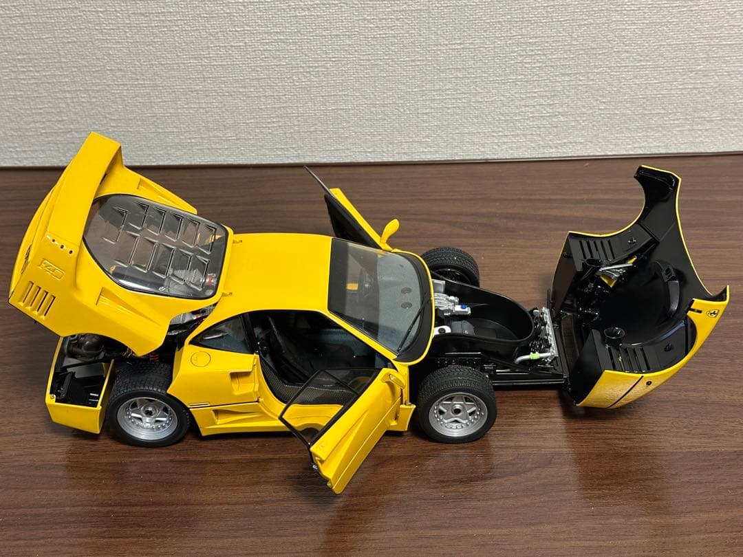 1/18 京商　フェラーリF40イエロー