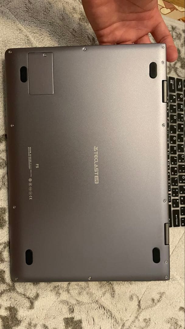 Teclast F5 N4100 中古2in1 ノートパソコン タッチスクリーン