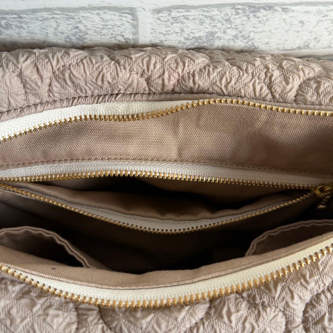 インド刺繍生地とキルティングバッグ インド刺繍リボンショルダーバッグ ベージュ