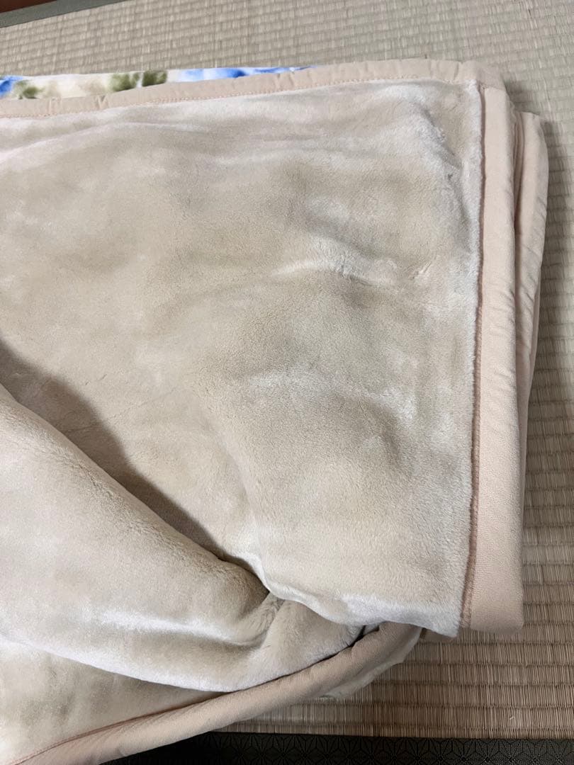 西川産業 ブランケット ベージュ×ブルー ２枚合わせ 二重 厚手