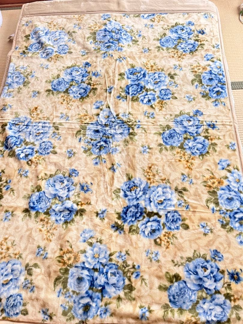 西川産業 ブランケット ベージュ×ブルー ２枚合わせ 二重 厚手