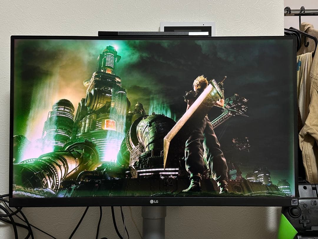 LG 27UK650-W 4Kモニター