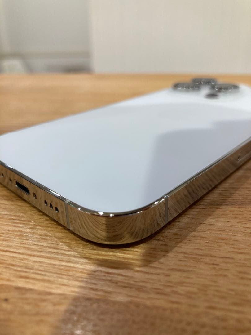 【バッテリー100%】iPhone 14 Pro 256gb 超美品！修復歴なし