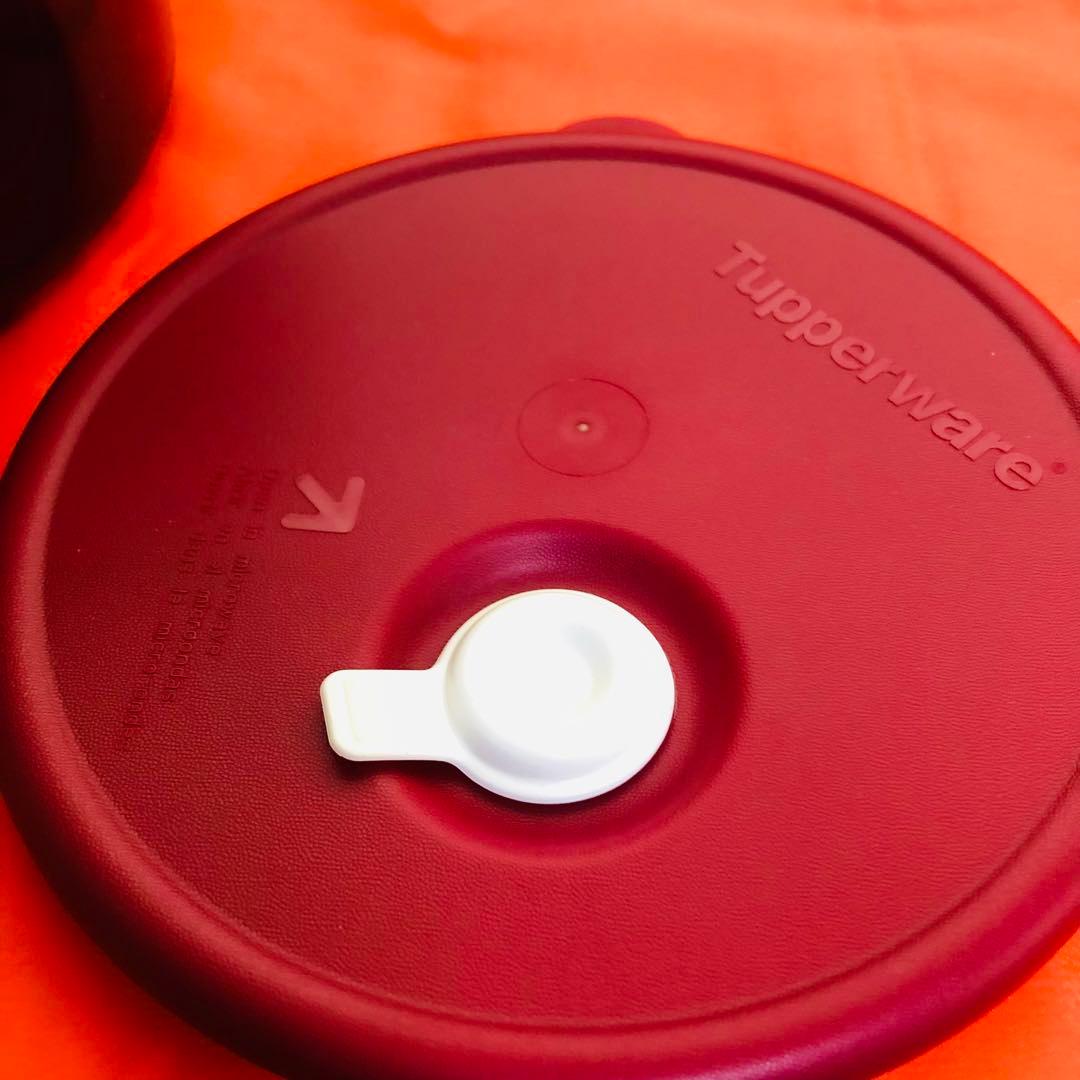 Tupperware 食品保存容器　ロックンサーブ2個