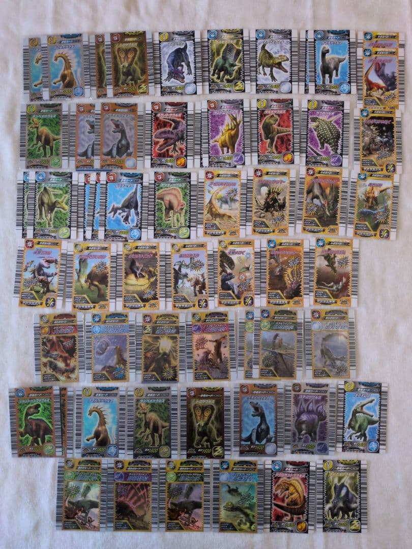 恐竜キング1000枚まとめ売り2000恐竜や非売品豊富