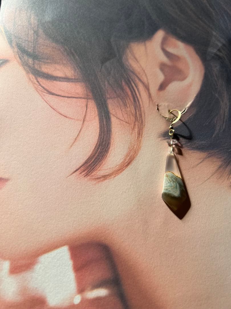 のほほん❤️オパライズドウッド　ハーキマー14kgfピアス