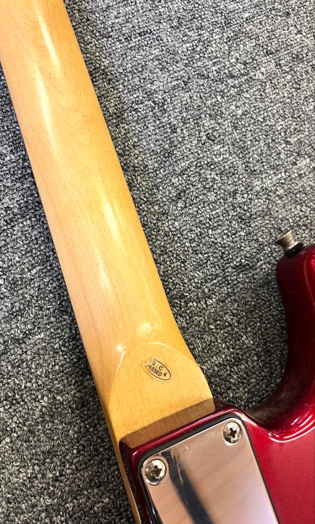 J39 SELDER エレキギター 赤
