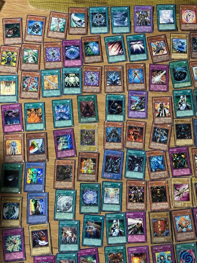 遊戯王カード 大量まとめ売り 初期あり 約380枚 状態バラバラ ジャンク含む