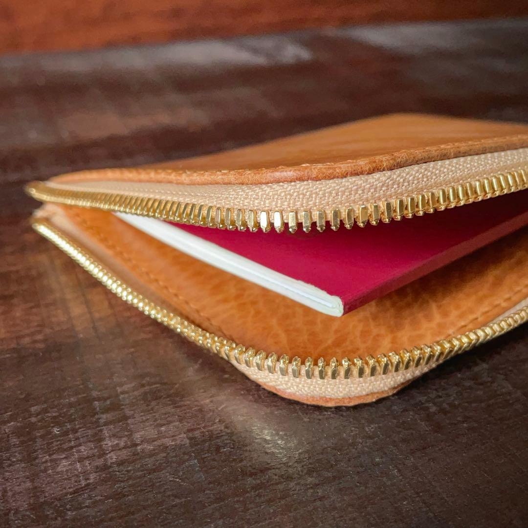 《L字ファスナー型》レザーパスポートケース（ブラウン）