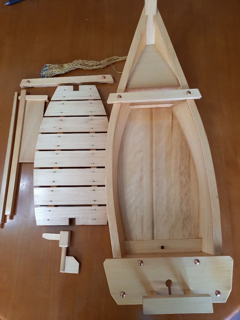 (値下げ)舟盛り、82cm料理舟は木製で網付き、豪華舟でお正月、お祝い宴会用に