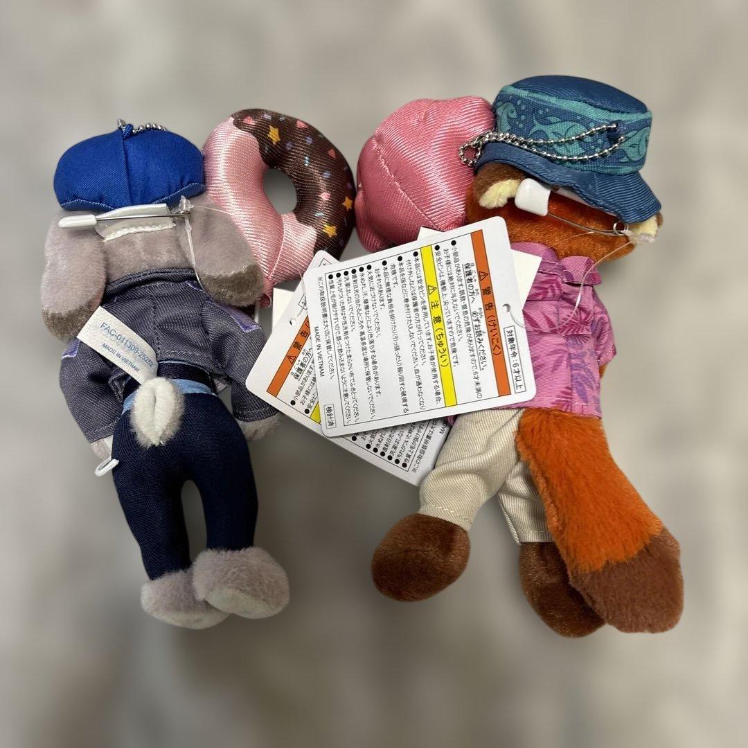 ディズニー　ぬいぐるみバッジ　ズートピア ニック　ジュディ