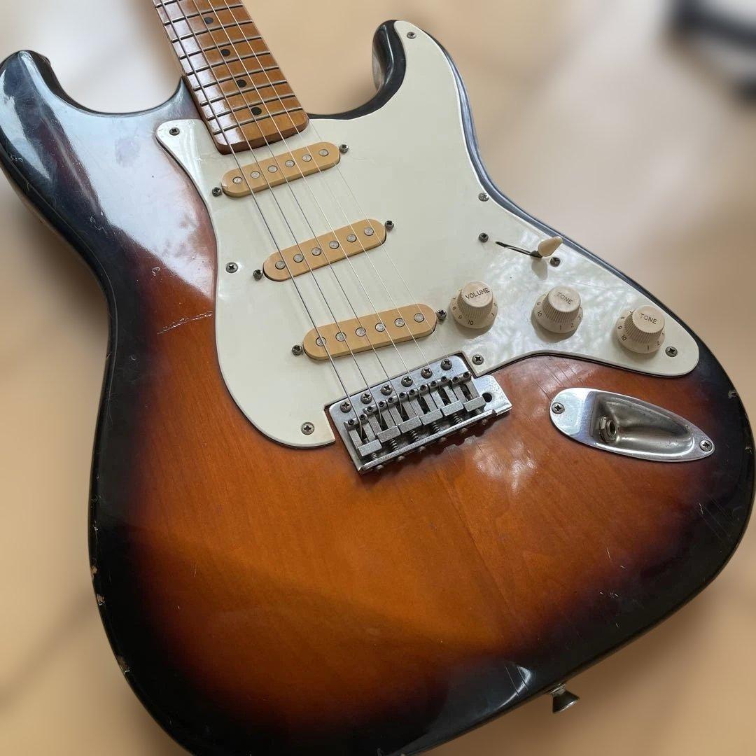 メーカー不明　ストラトタイプ　ヴィンテージ