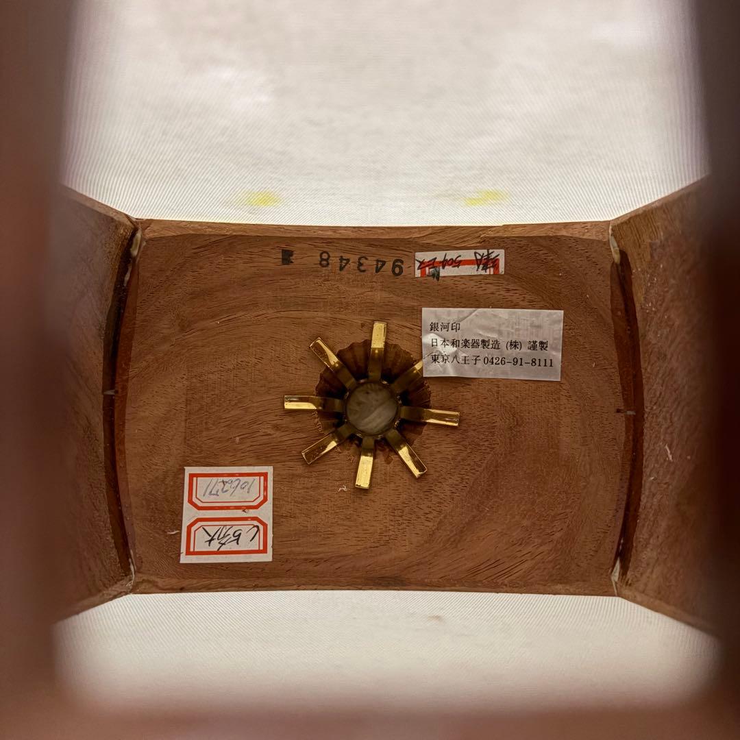 美品 津軽三味線 「美鈴」太棹　正寸　合皮　花梨　東さわり 胴掛け 銀河印