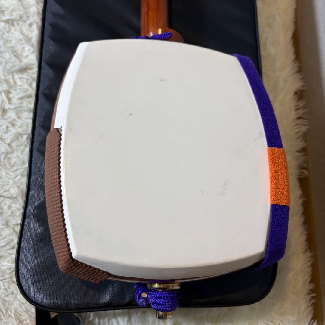 美品 津軽三味線 「美鈴」太棹　正寸　合皮　花梨　東さわり 胴掛け 銀河印