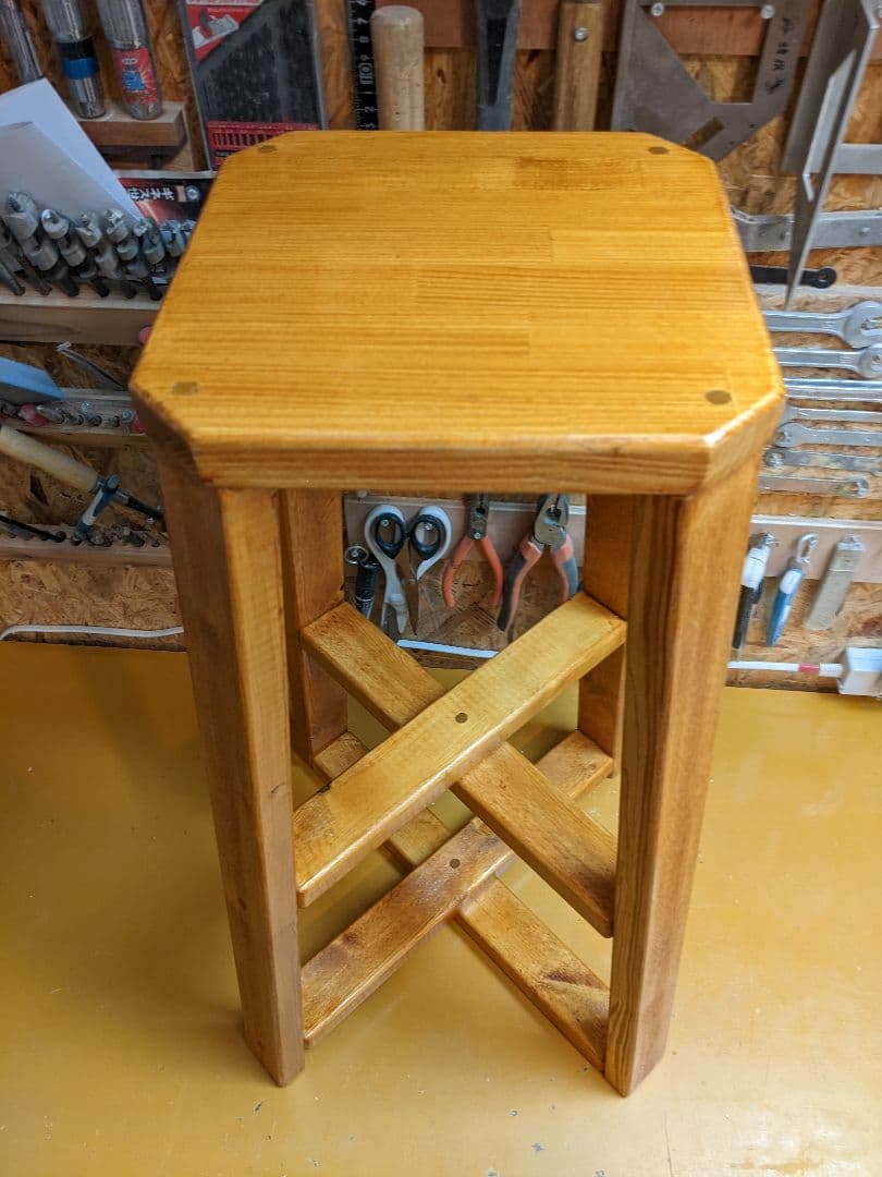 木製カウンタースツール（高さ 約62cm）チーク色