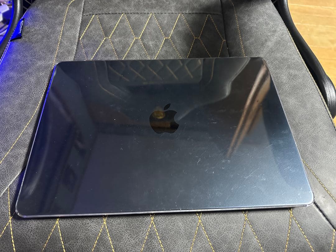 Apple MacBook Air 13インチ M4ほぼ新品　Appleケア付き