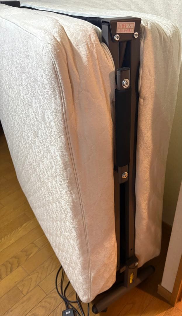 アイリスオーヤマ 折りたたみコイル電動ベッド OTB-CDN