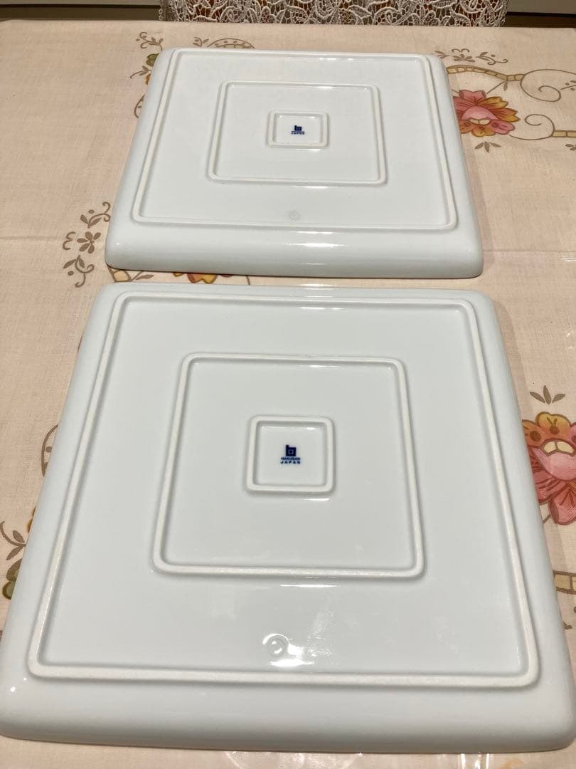 白山陶器　正角皿2枚