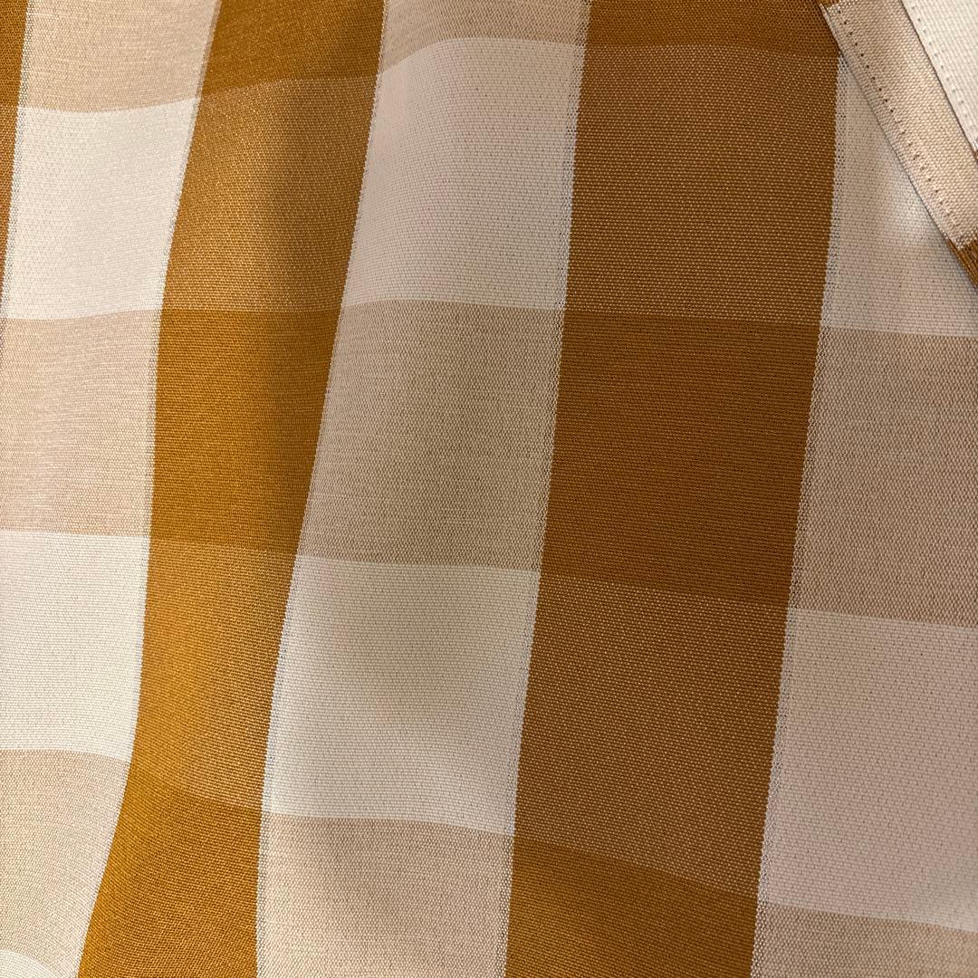琥珀色と白のギンガムチェックカーテン