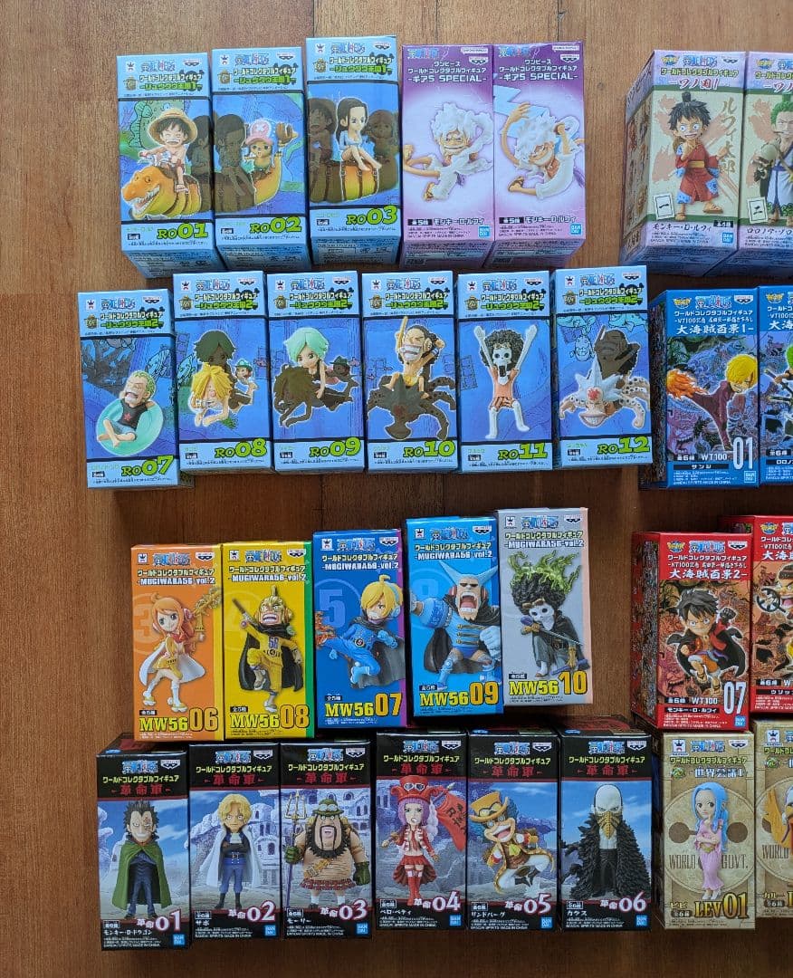 新品　ワーコレ46個セット　ポスター4枚付き