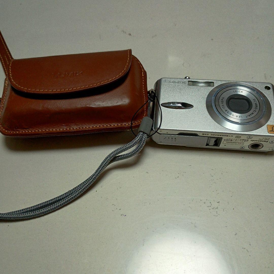 Panasonic DMC-FX2 コンパクトデジタルカメラ
