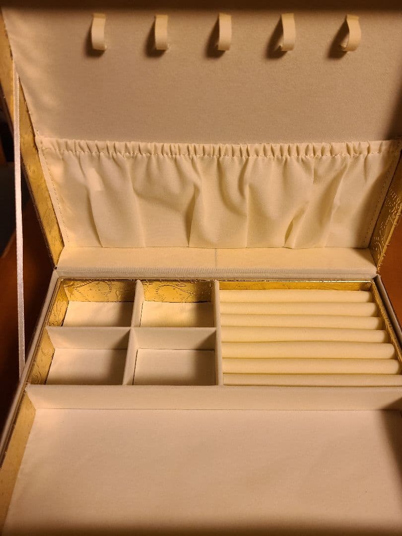 ハローキティ ジュエリーボックス サンリオ