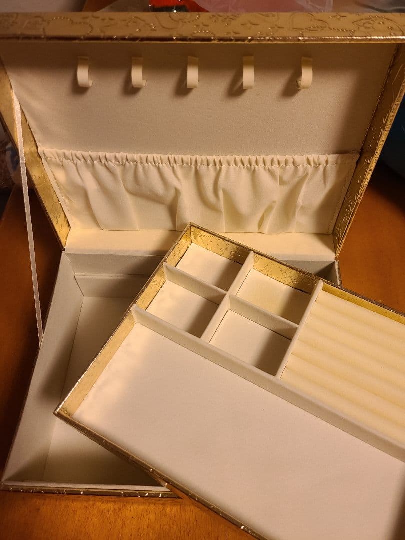 ハローキティ ジュエリーボックス サンリオ