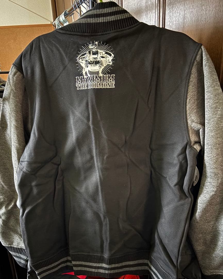 新品 メンカタスウェット スタジャン XLグレー黒 マキシマム ザ ホルモン