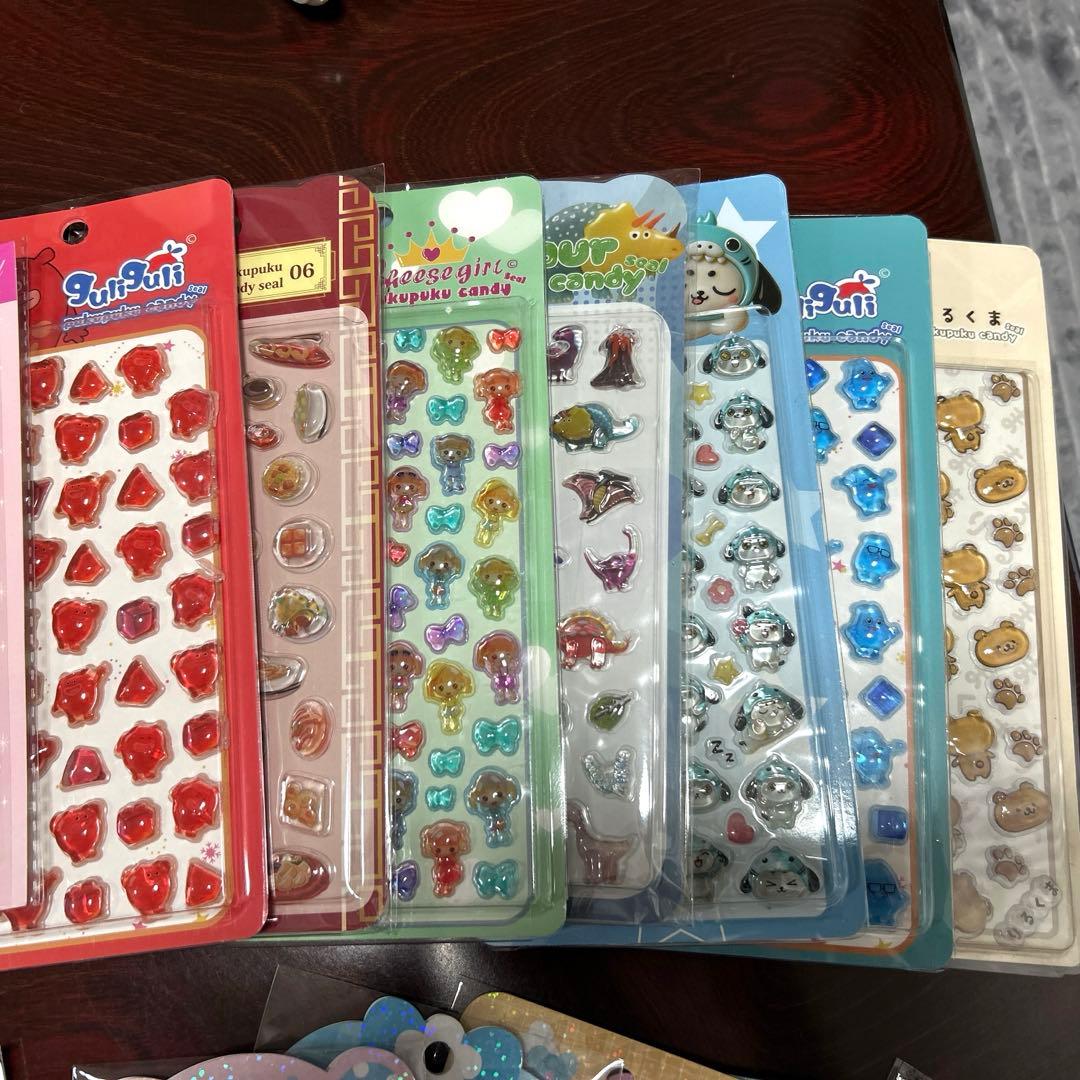 新品　シールまとめ売り　うるちゅる　タイル　おはじき　サンリオ　おぱんちゅうさぎ