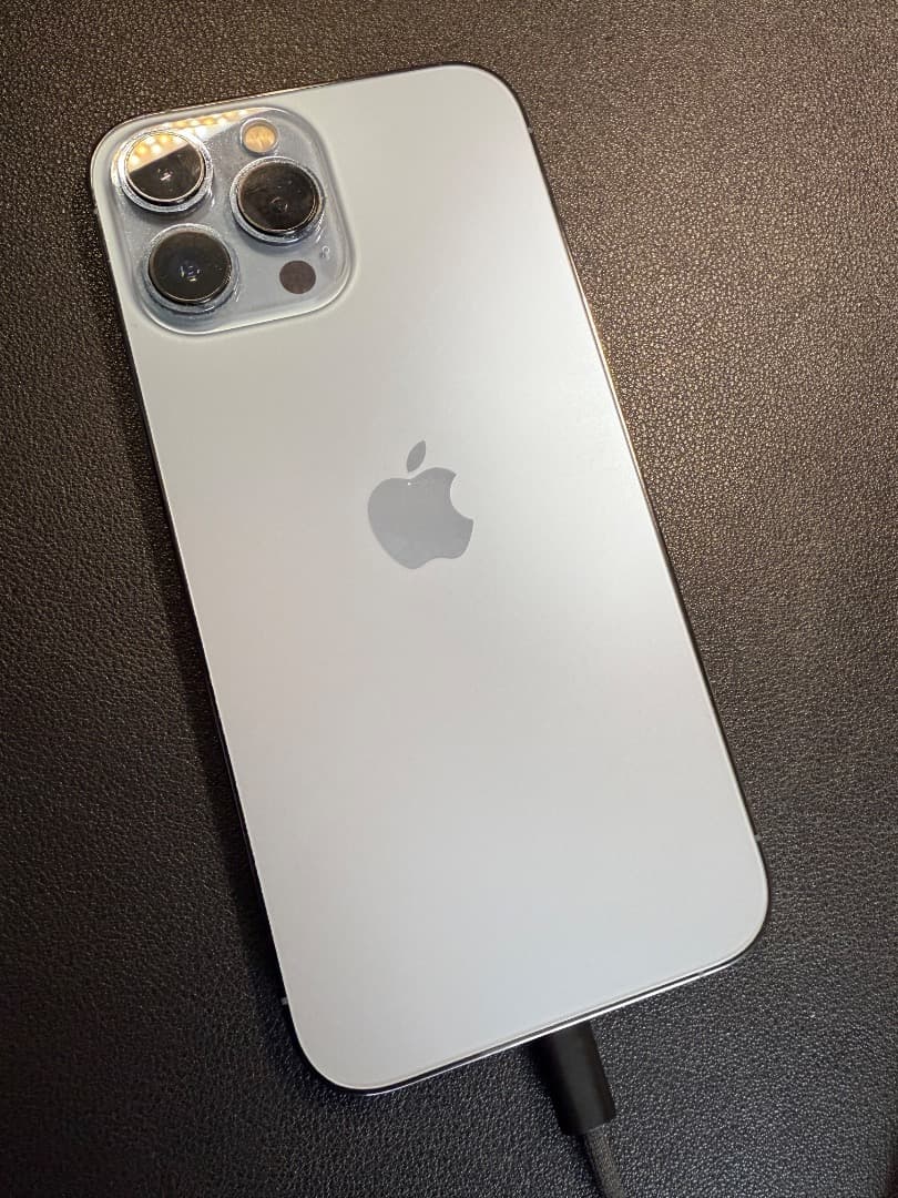 1日割引 iPhone 13 Pro Max 1 GB ブルー。SIMフリー
