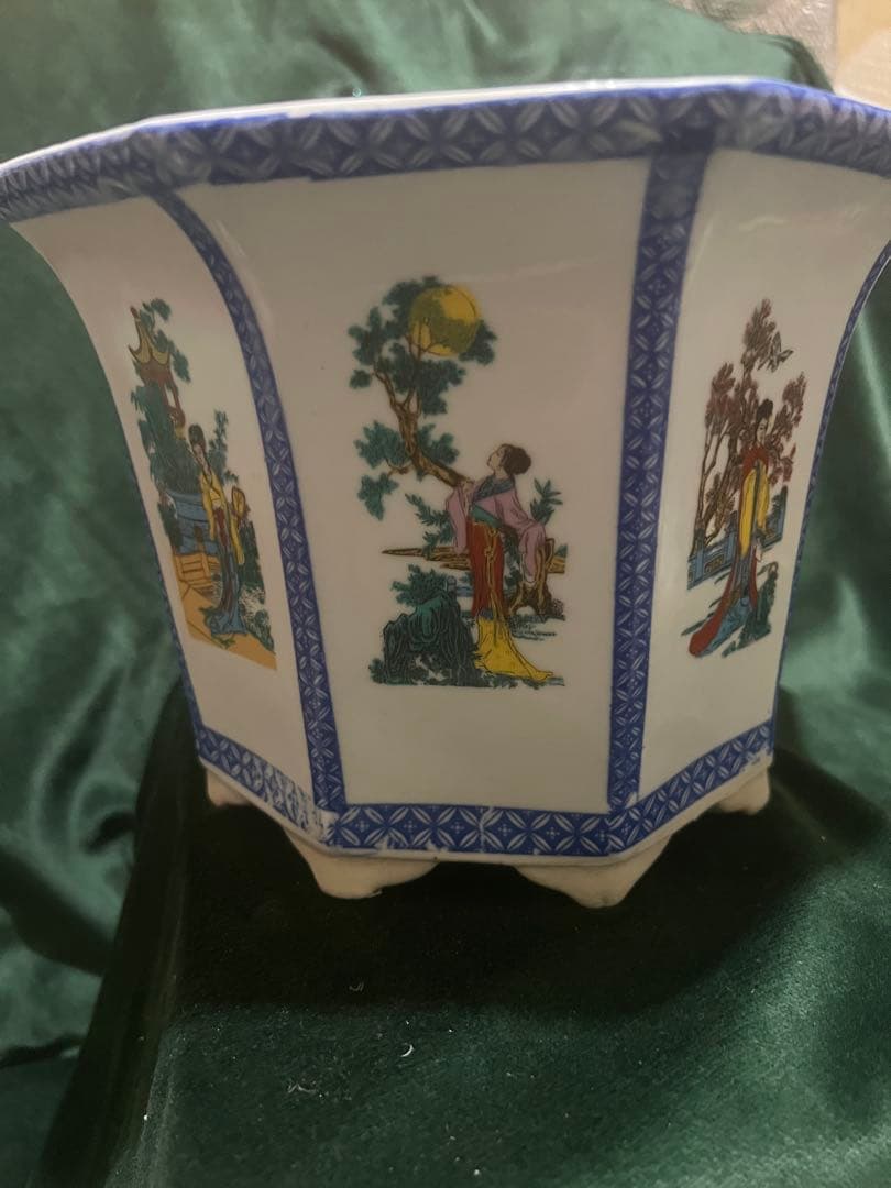 中國古代女子の瓷器植木鉢 中型 八角形