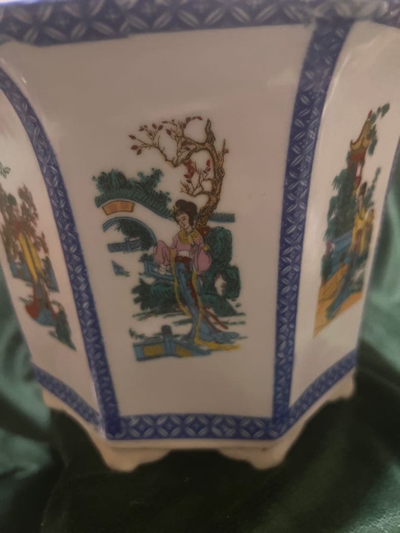 中國古代女子の瓷器植木鉢 中型 八角形