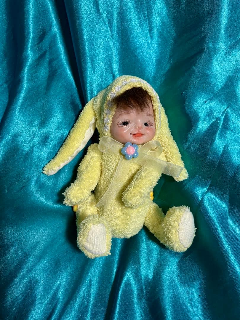 ハンドメイド　樹脂粘土ベビー　イエローロップイヤーの子　OOAK 創作人形