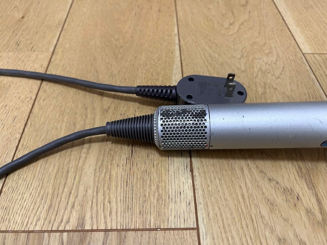 Dyson HD01 ヘアドライヤー