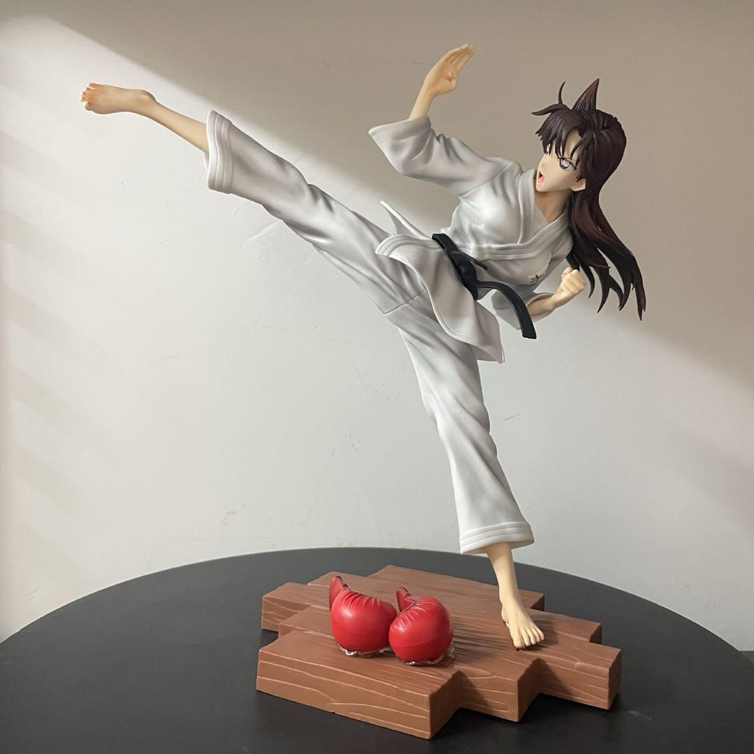 名探偵コナン　毛利蘭　高さ28cm 海外フィギュア