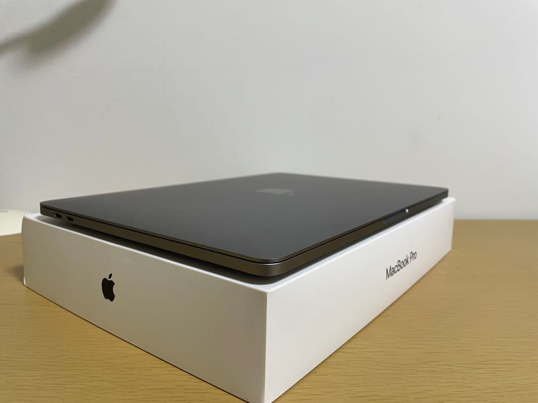 「美品」 MacBook Pro 2020 13インチ　充電回数６回です。