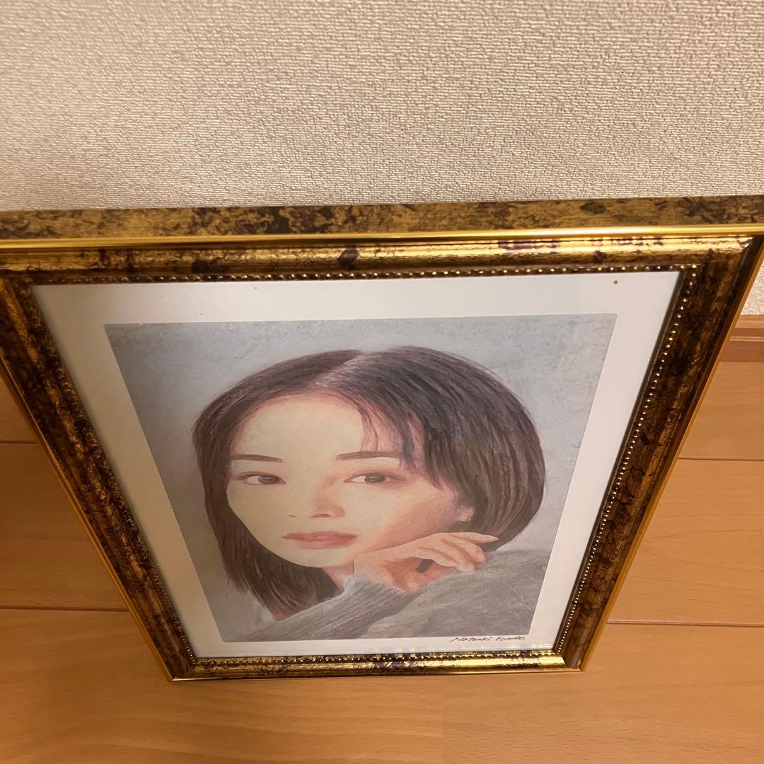 女優画31 額装品　額縁寸法32.7cm×24.0cm　カラー着色　定款付
