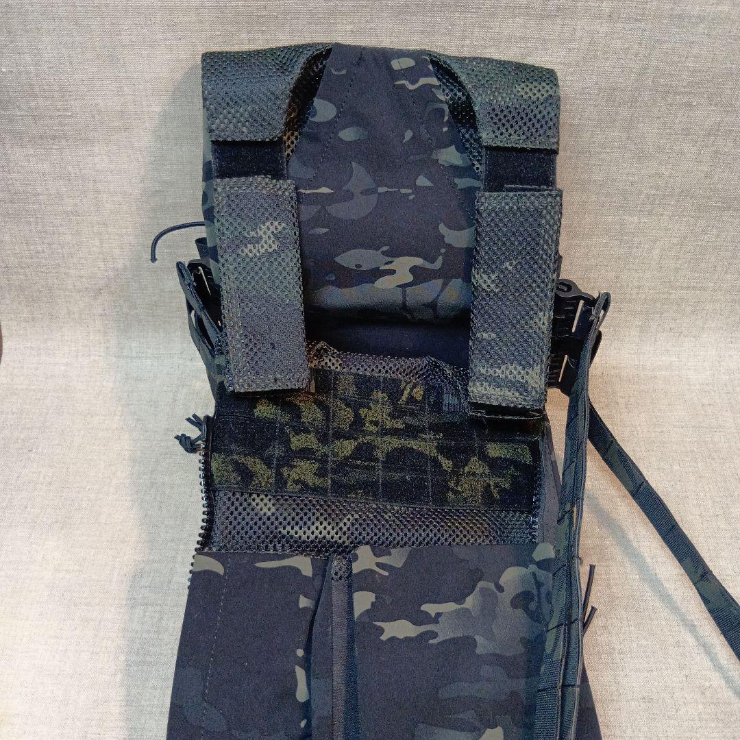 迷彩タクティカルベスト　サバゲー用　　即発送