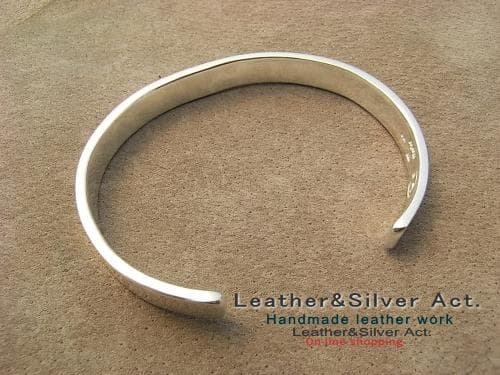 シルバーバングル 太陽と唐草　シルバー925、ｋ18　手彫り唐草、手彫り　メンズ