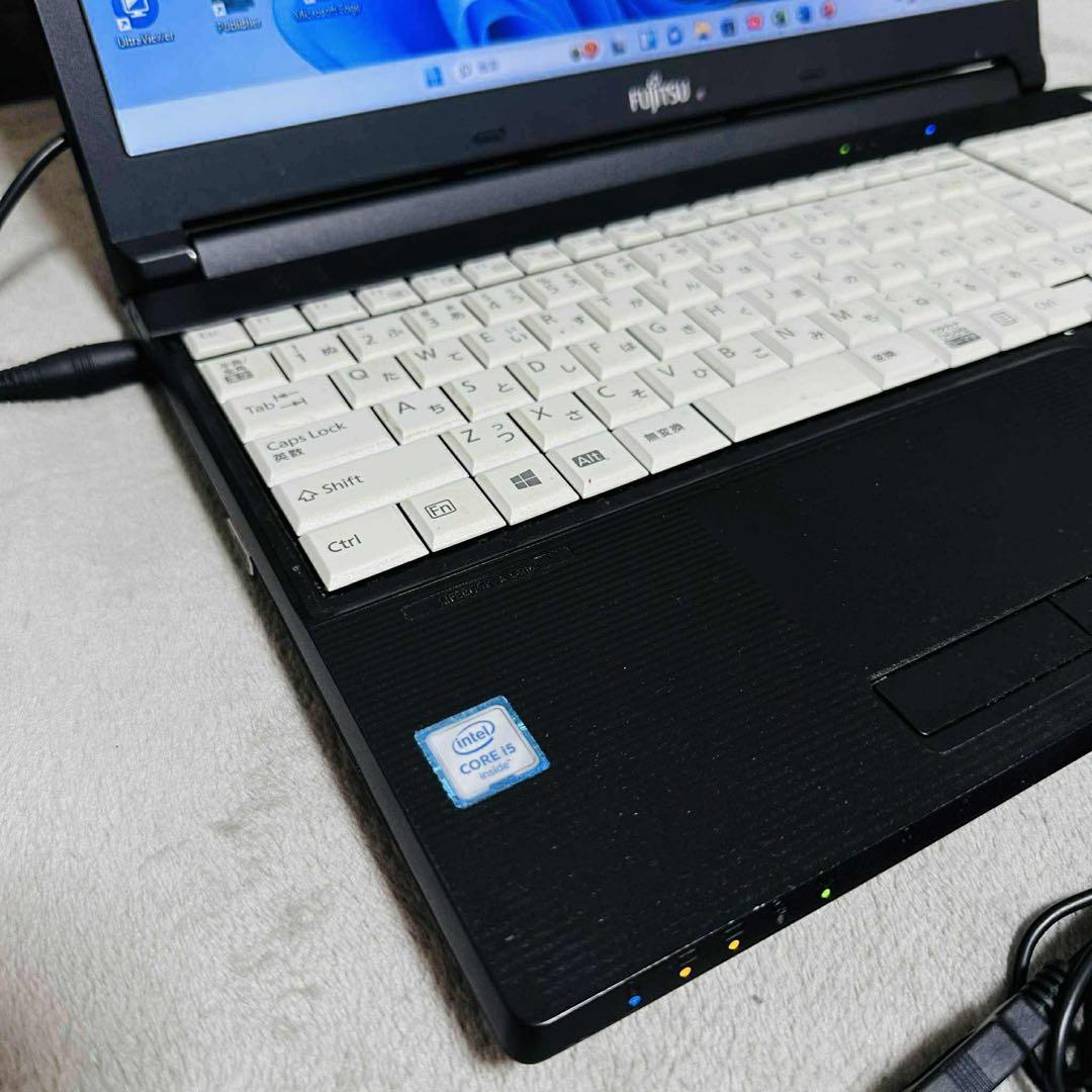 S157 富士通ノートパソコンi5高速SSDサクサク動くWin11オフィス付き
