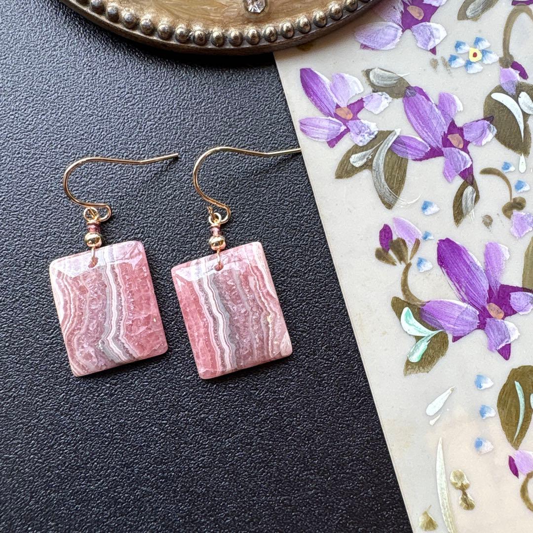 《のんたん様》インカローズ＆フローライトカービング＊チャーム