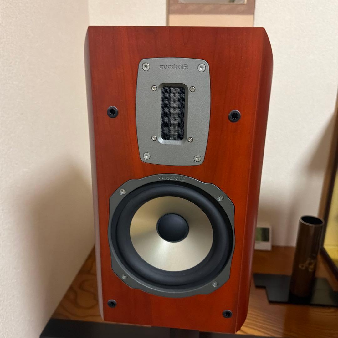 マッキー様希少品✨クアドラルロンドチェリー色　スピーカースタンドとスペーサー付き