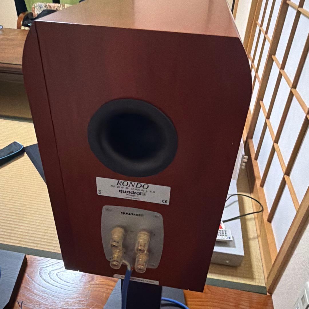 マッキー様希少品✨クアドラルロンドチェリー色　スピーカースタンドとスペーサー付き
