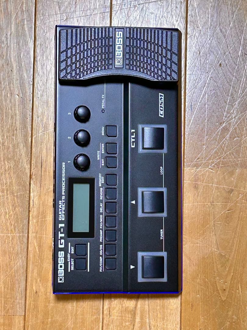 BOSS GT1 ギターマルチエフェクター