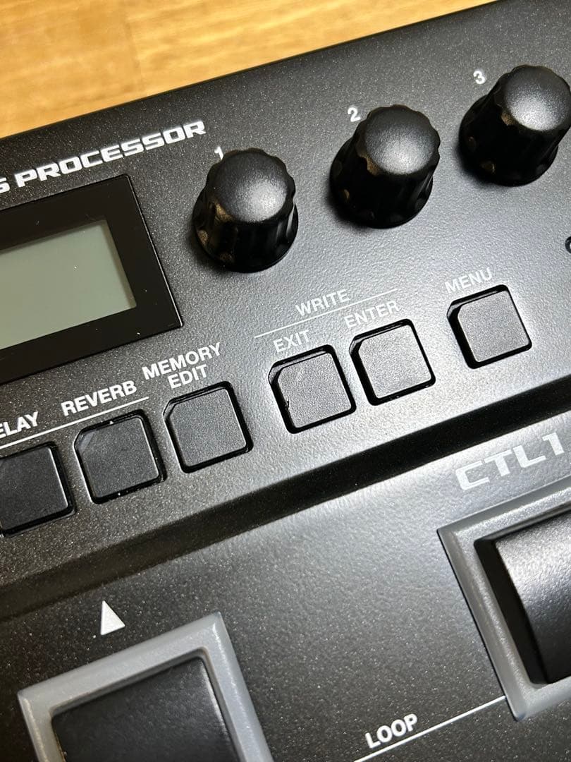 BOSS GT1 ギターマルチエフェクター
