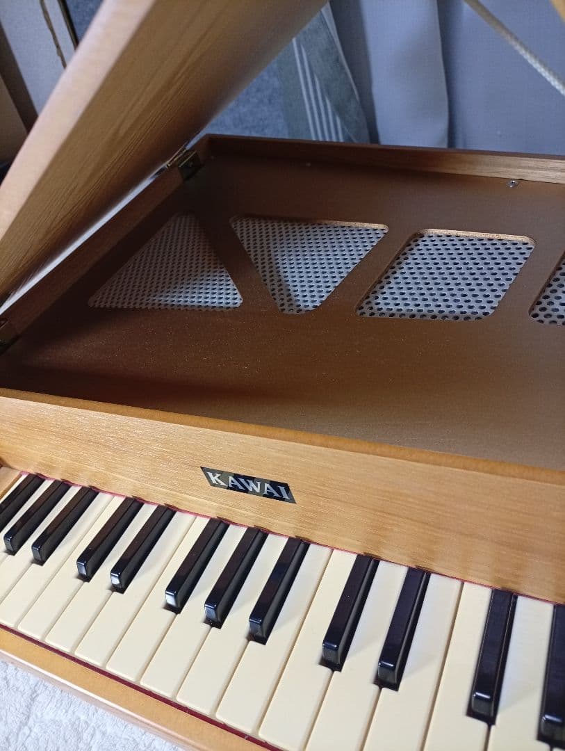 KAWAI グランドピアノ　木目 　ナチュラルウッド　箱付
